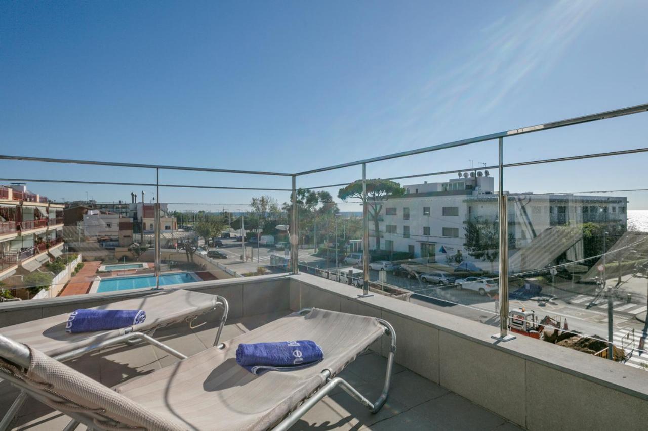 Apartamentos Castellmar Castelldefels Exteriör bild