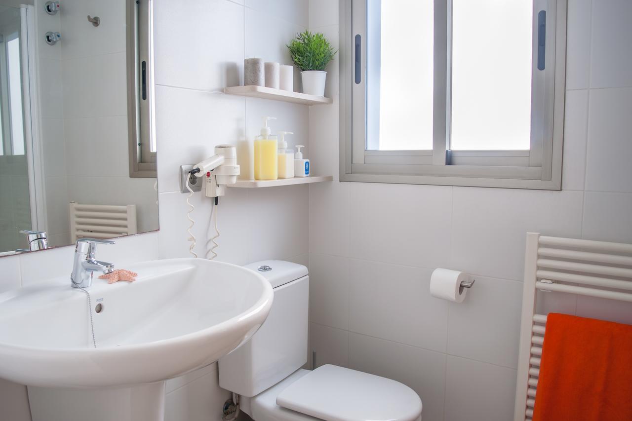 Apartamentos Castellmar Castelldefels Exteriör bild
